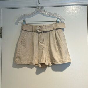 Express linen shorts